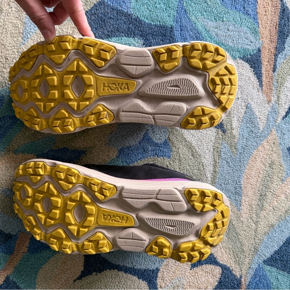 Hoka Women's Black and Teal Athletic Shoes - Picture 5 of 8